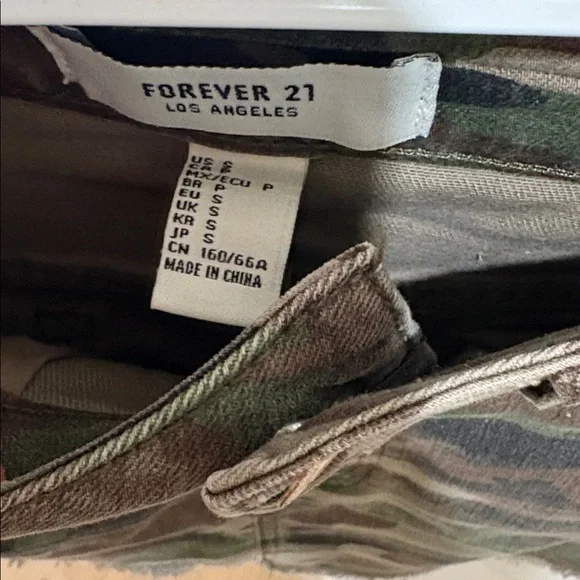 Forever 21 Green Camouflage Skirt - Picture 3 of 7